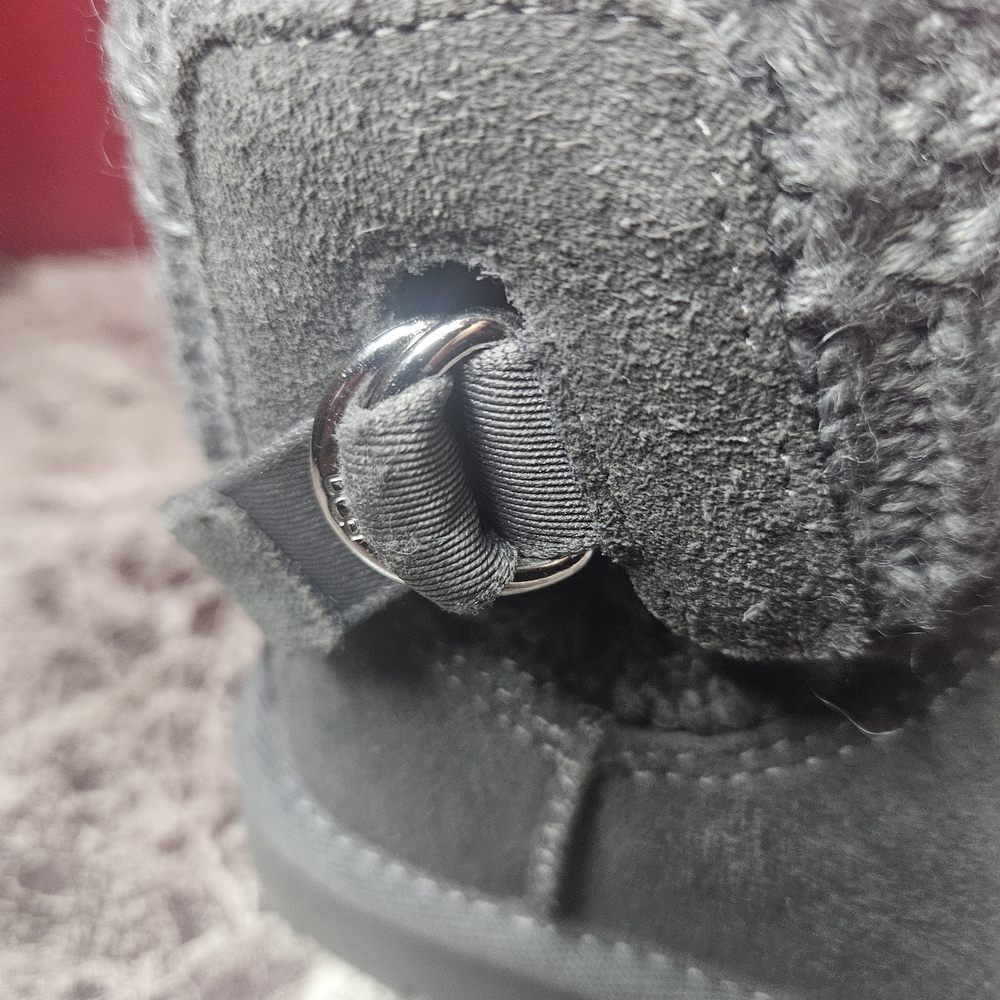 UGG Girls Classic Solene Mini Boot size 7 - Picture 5 of 7